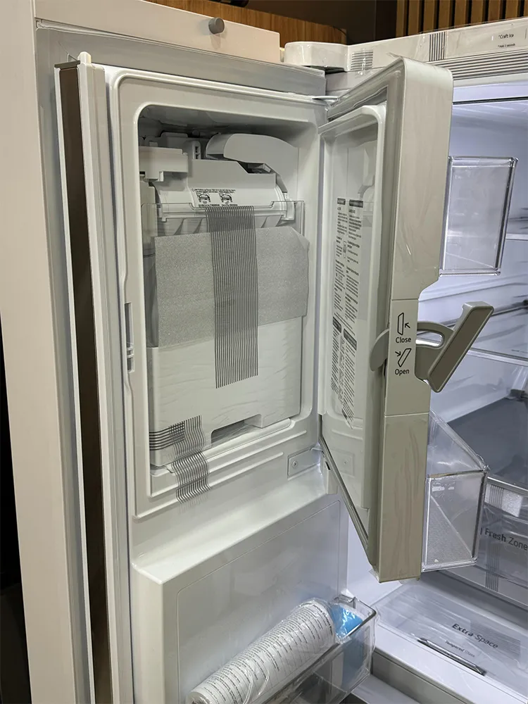 سیستم یخ‌ساز SpacePlus Ice System یخچال فریزر ال جی X39