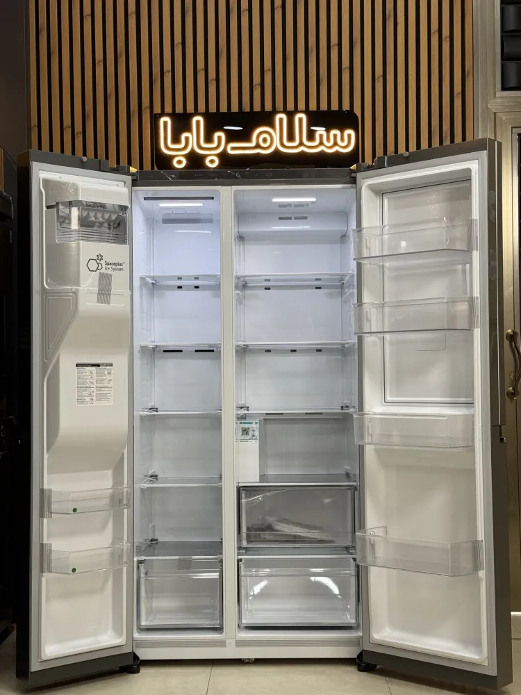 نمای داخلی یخچال فریزر ال جی GC-J267FLJW