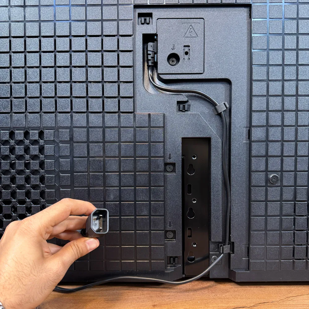 کابل برق تلویزیون سونی BRAVIA 9 محصول 2024
