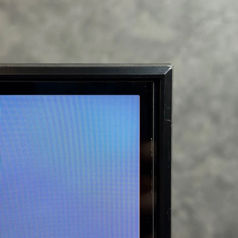 حاشیه‌های باریک سه‌ طرفه تلویزیون سامسونگ Q7F 2025 با طراحی 3 Bezel-less