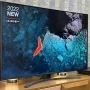 نمای جانبی تلویزیون UQ8100